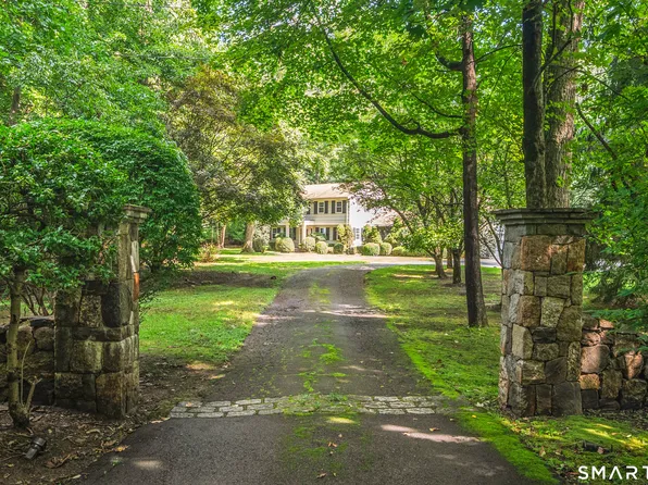 523 Brookside Road, New Canaan, CT 06840