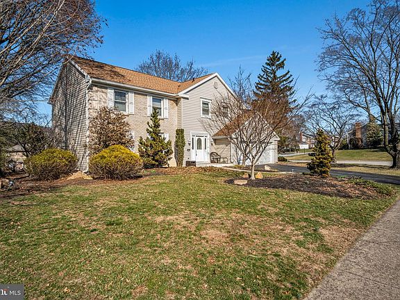 2nd image of 4098 W Tilden Rd