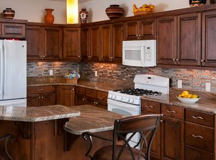 1624 N Park Ave, Washington, UT 84780