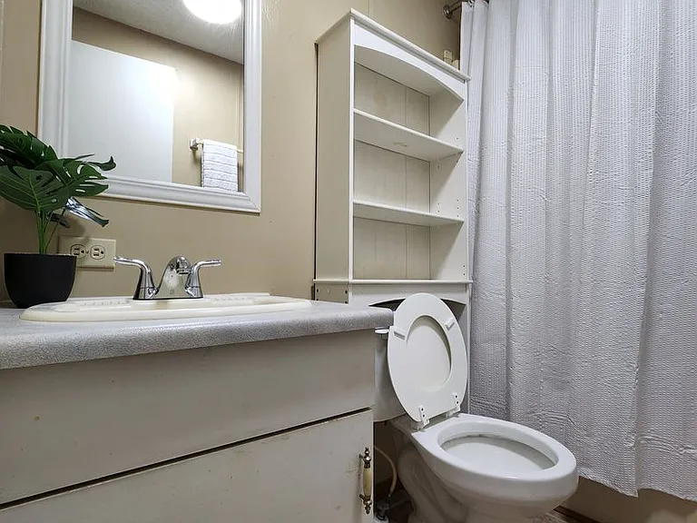 1022 Linda Ln — Photo 18