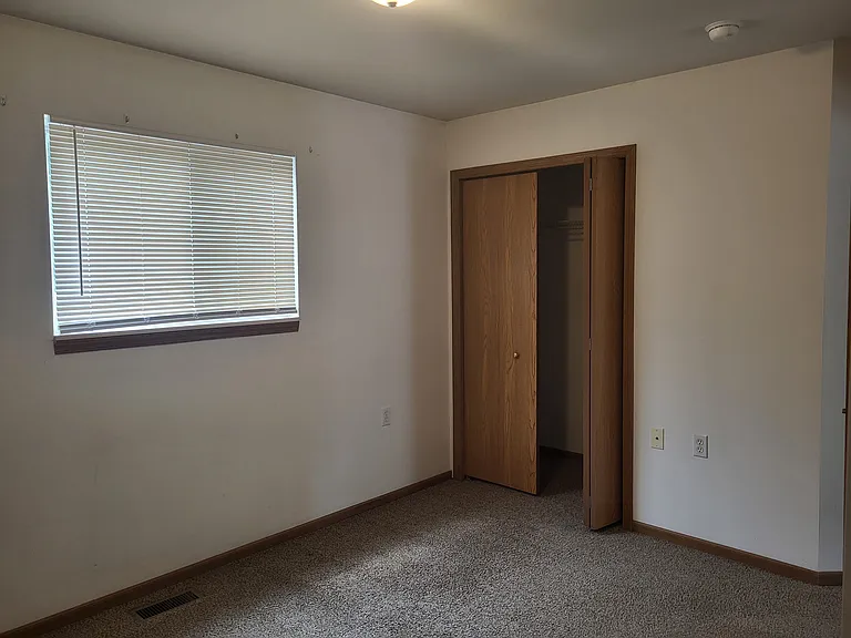 4915 Universal Dr #2 — Photo 13