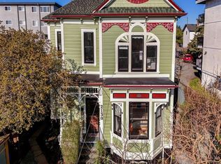 2130 Ridge Rd, Victoria, BC V8T 3E9
