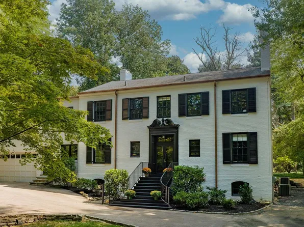 22 W Bells Mill Rd, Philadelphia, PA 19118