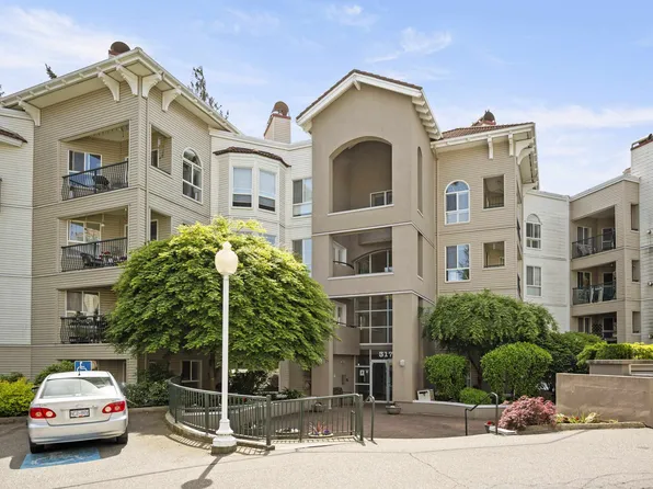3176 Gladwin Rd #208, Abbotsford, BC V2T 6R7