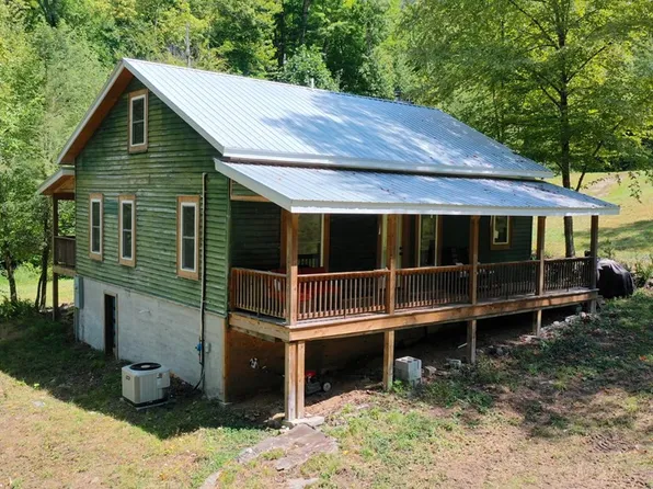 575 Vestal Cochran Road, Topton, NC 28781