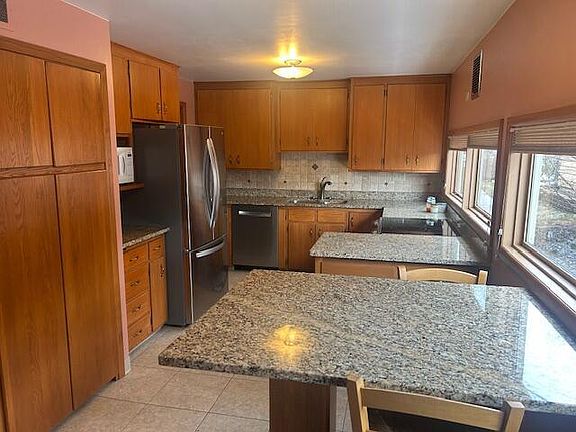 5th image of 601 Kentucky STREET