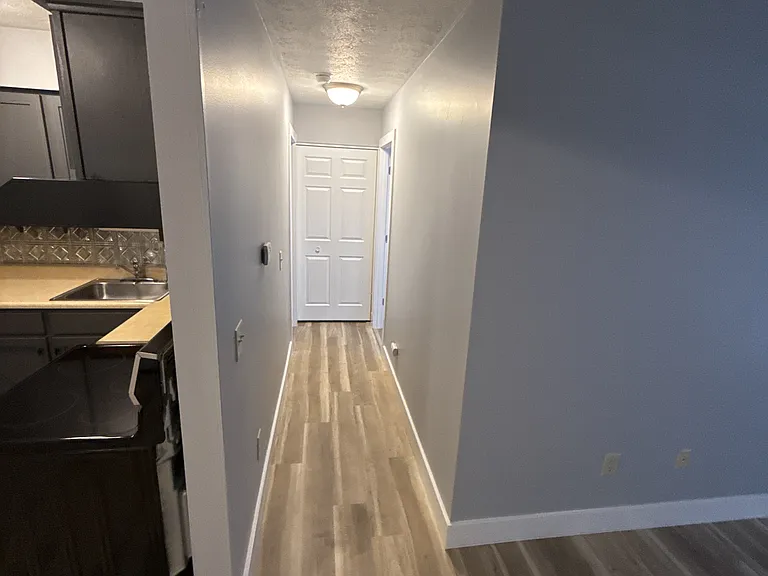 84 W Rebecca St #5 — Photo 22