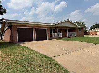 1609 Lincoln St, Altus, OK 73521