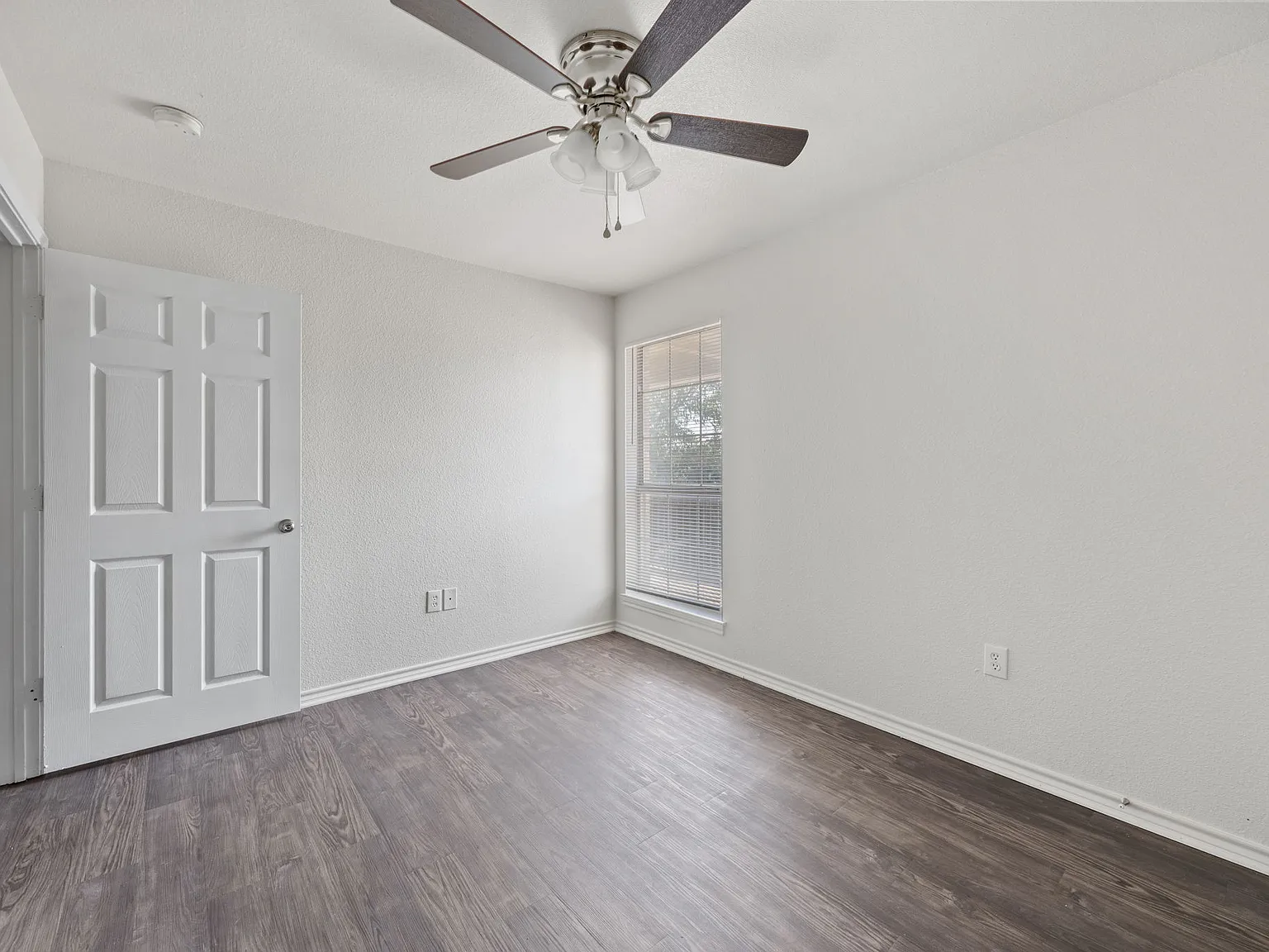 1 bed, 540 sqft, $895 — Photo 2