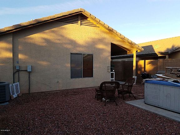 5th image of 42515 W Hillman Dr