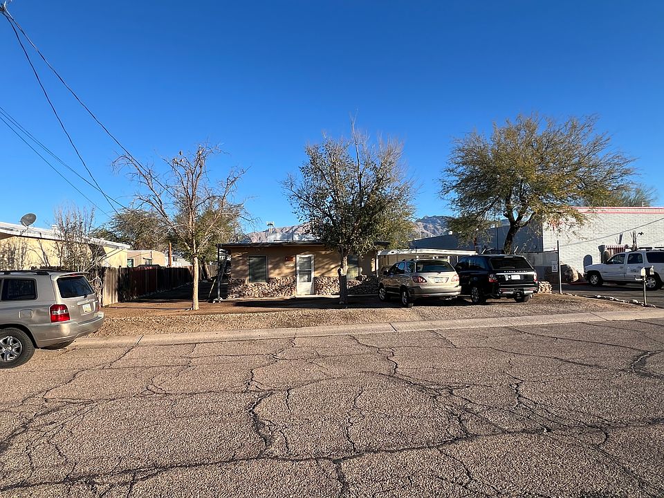 1st image of 3763 E Hardy Dr