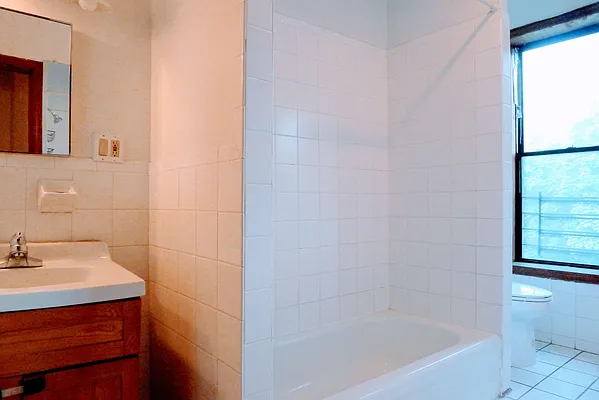 Rented by Compass | media 26