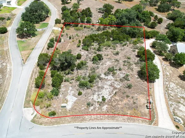 290 Gauntlet LOT 586, Spring Branch, TX 78070