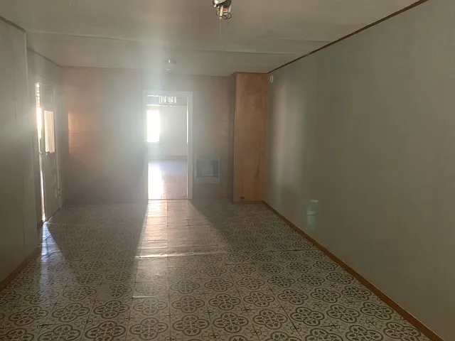 207 W 4th St — Photo 18