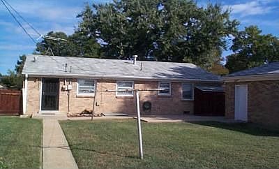 3rd image of 8540 Clara Belle Dr