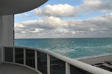 3rd image of 16001 Collins Ave APT 602