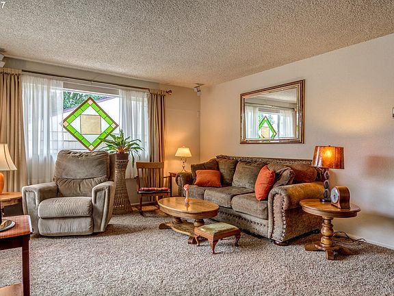 4th image of 713 W 30th St