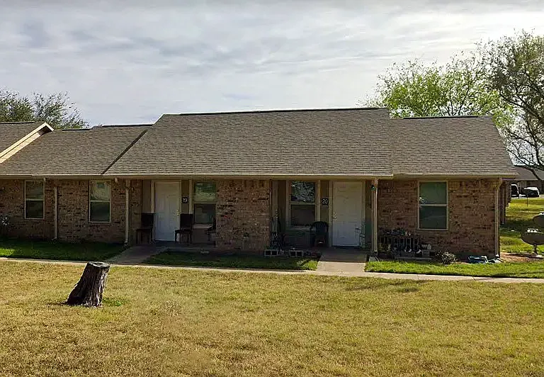 711 N Sigrid Ave — Photo 7