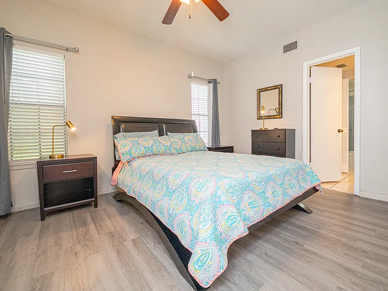 210 Oak Bay St #403 — Photo 38