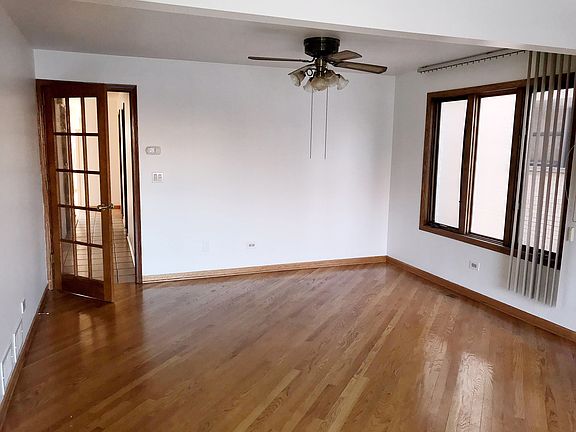 5th image of 4106 N Neenah Ave APT 2