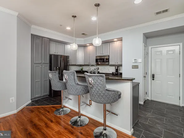 2696 Sheffield Hill Way #224, Woodbridge, VA 22191