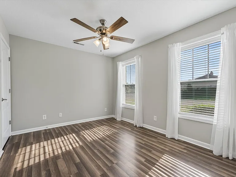142 Turn Row Dr — Photo 8
