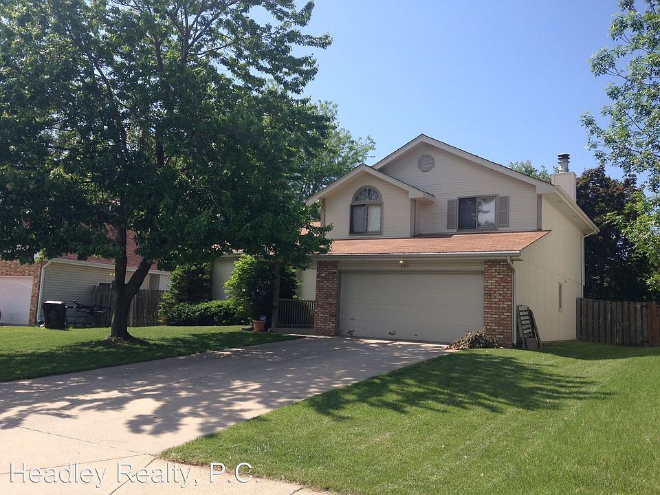1st image of 2611 Nottingham Dr