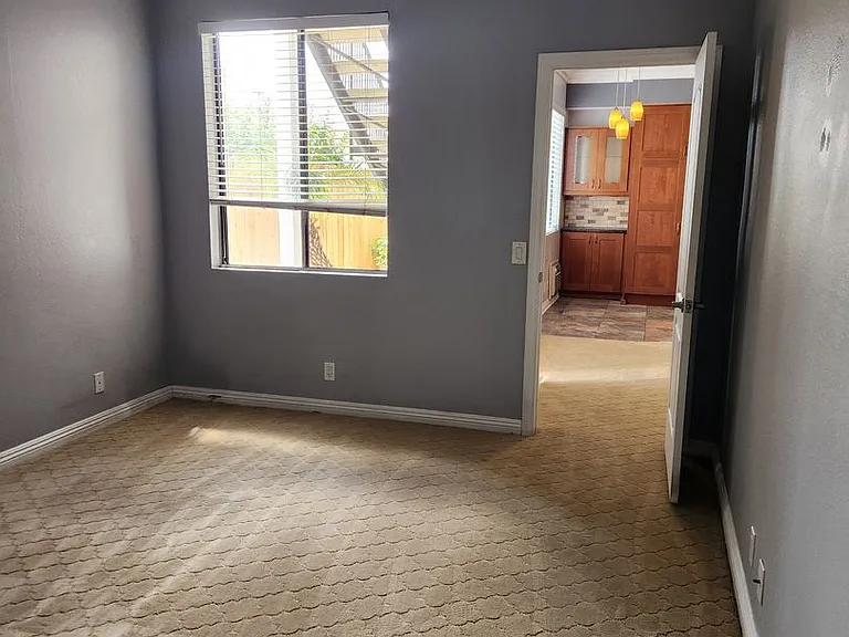 4568 Kansas St #1 — Photo 10