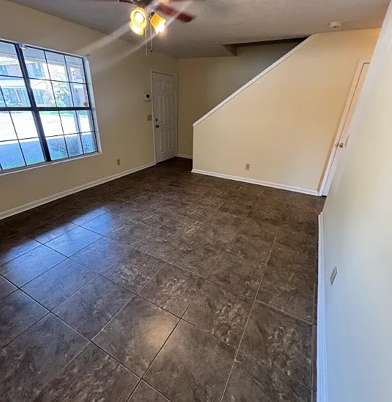 3141 Sierra Ct — Photo 5