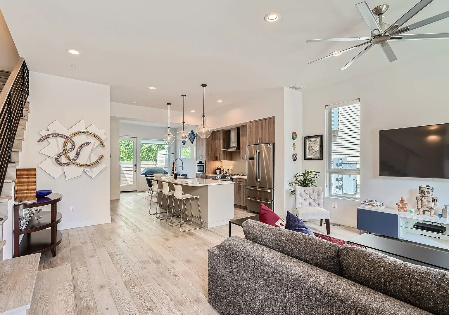 Modern 3 BDR S'Park Boulder Townhome — Photo 1