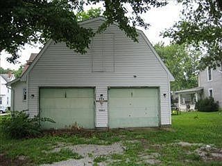 2nd image of 246 N Wall St