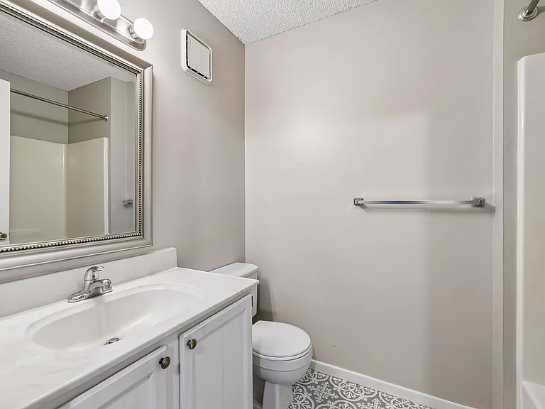 13316 Zenith Ln — Photo 21