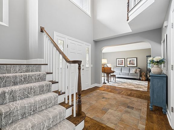 5th image of 26W144 Houghton Ln