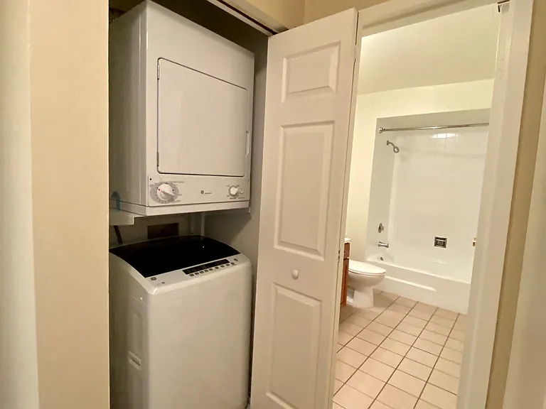 Farmingdale Apartments — Photo 70