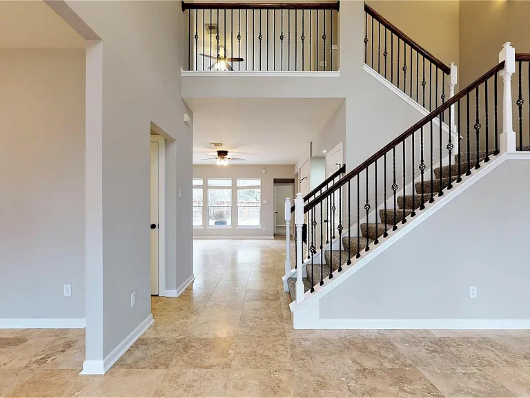 20802 Newbury Park Dr — Photo 6