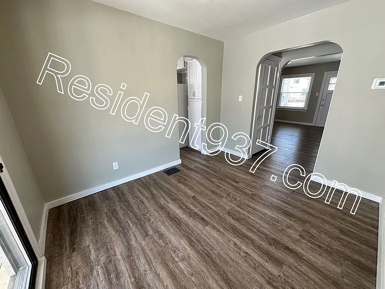 1659 Hearthstone Dr — Photo 11