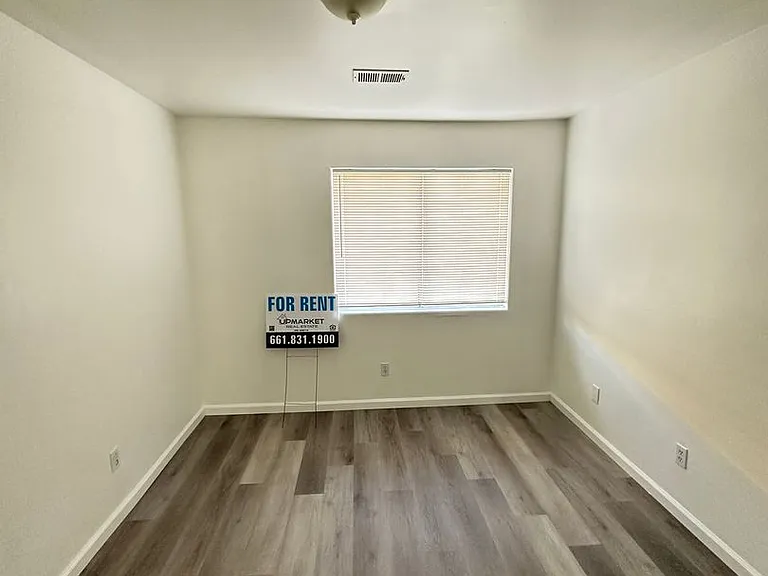 530 Sunset Meadow Ln — Photo 6