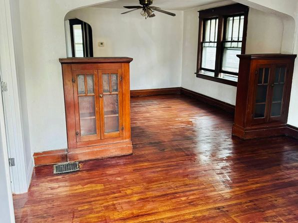 55 Oakmont Ave FLOOR 2