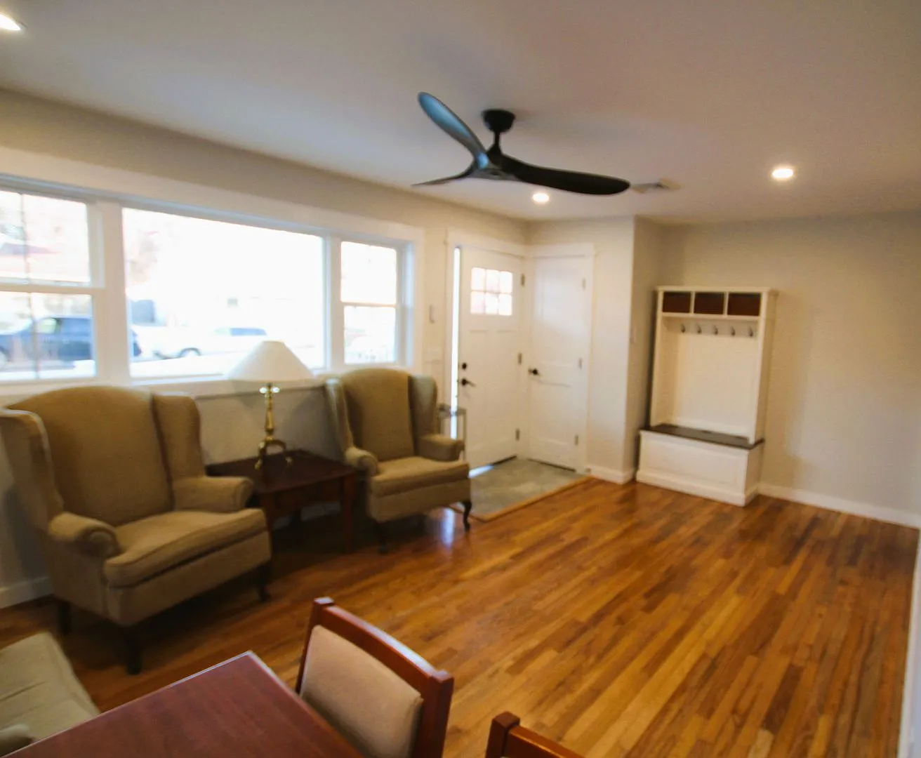 Fully ADA accessible 2 bedroom, 1 bathroom single level private home in Uptown Kingston, NY — Photo 4