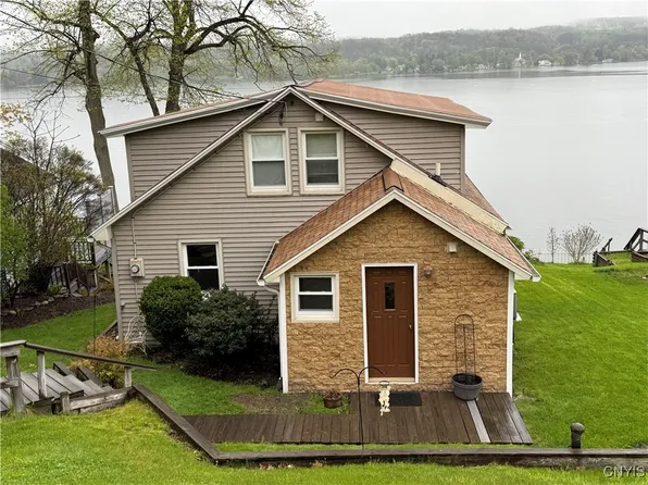 2366 Olanco Rd, Marietta, NY 13110