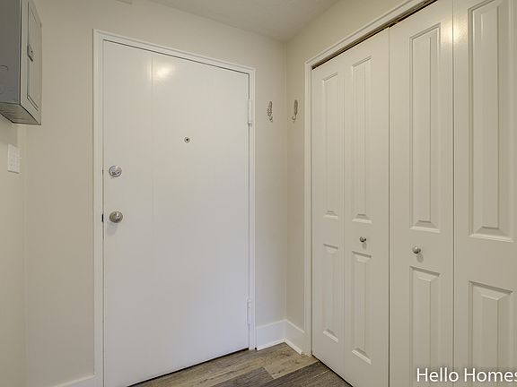 4th image of 505 Cherry St SE APT 104
