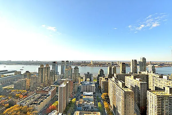 Rented by Sumitomo Real Estate Sales | media 5