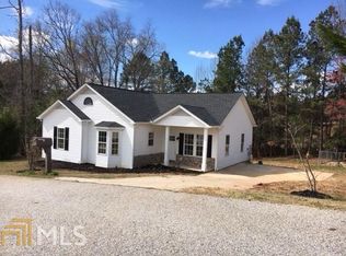 22 Tabitha Page Ln, Toccoa, GA 30577