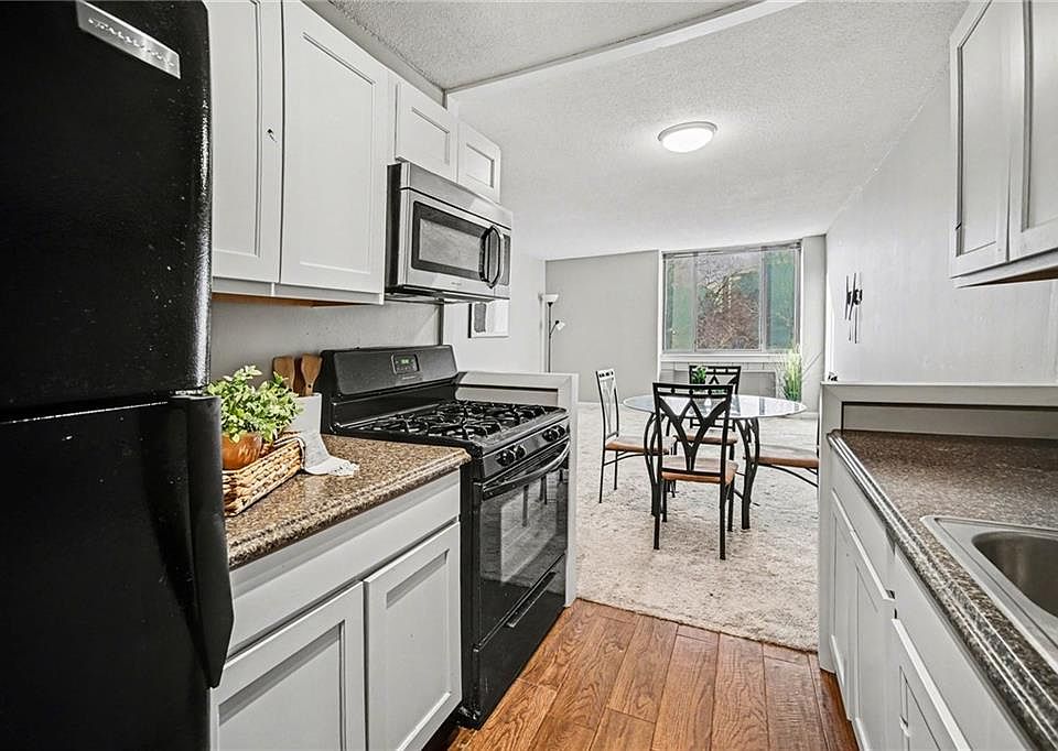 1st image of 600 E 8th St APT 4N