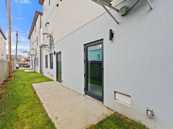 33a Keen Court image 35 of 44