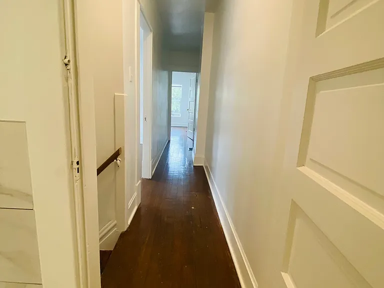 124 N Princeton Ave — Photo 1