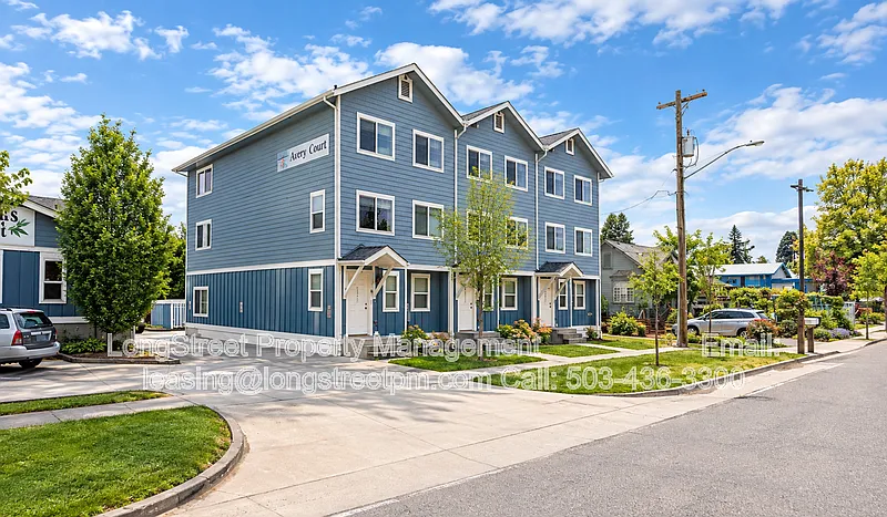 5 bed, 5.0 bath, 1819 sqft, $3,495 — Photo 4