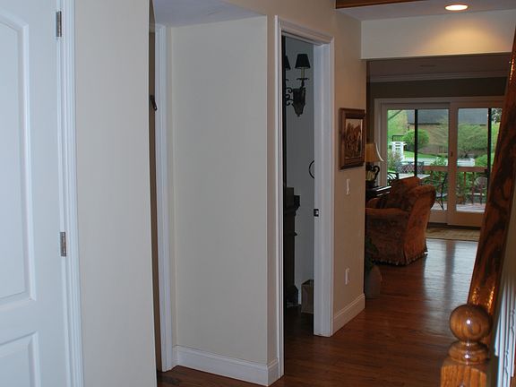4th image of 4288 Southmoor Ln