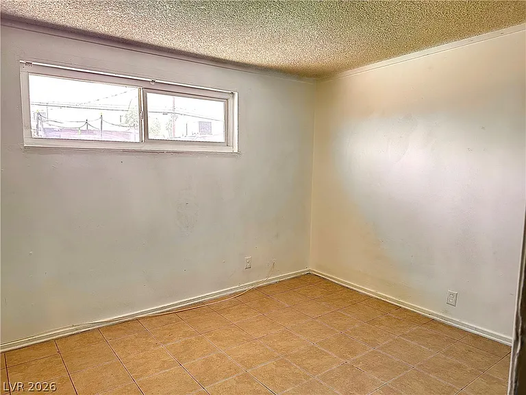 4521 Pacyna St — Photo 11