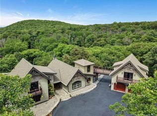 67 Rock Ridge Rd, Chester, NY 10918